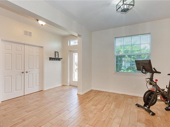 5th image of 2606 SW Santa Barbara Pl