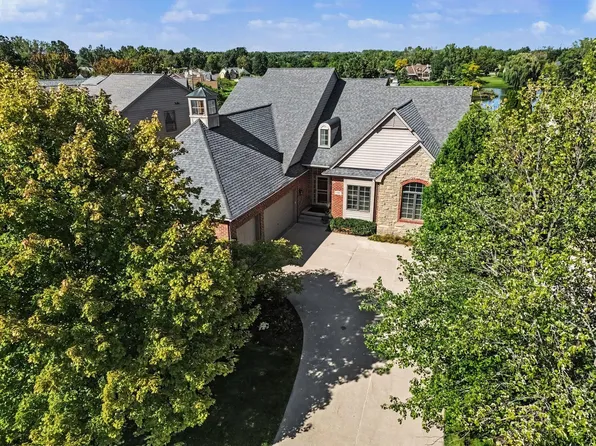 5407 Pinnacle Ct, Ann Arbor, MI 48108