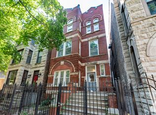 1016 S Oakley Blvd #1, Chicago, IL 60612