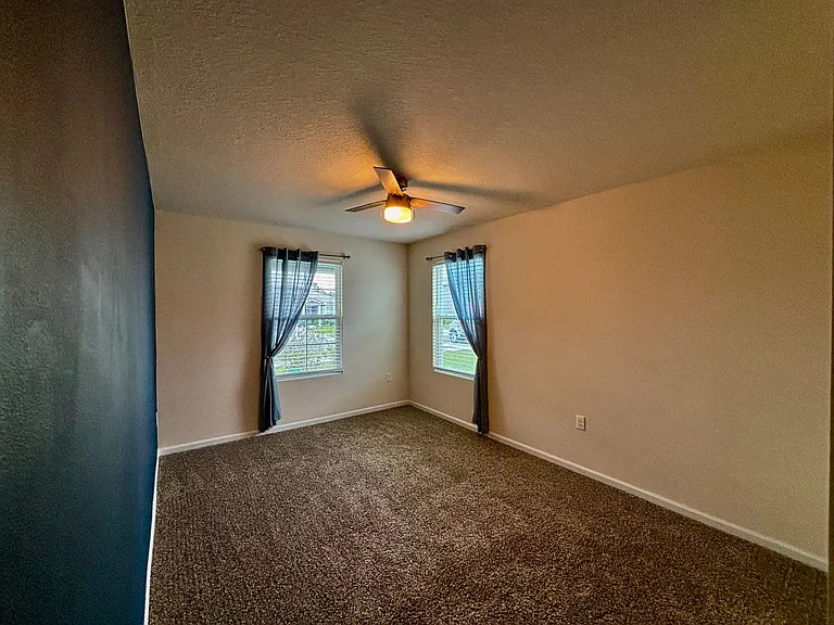 2427 Falling Star Ln — Photo 13