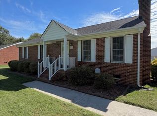 9022 Fayemont Dr, Mechanicsville, VA 23116