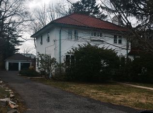 18 Sage Ter, Scarsdale, NY 10583