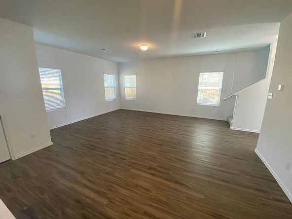 2nd image of 104 Wind Flower Ln