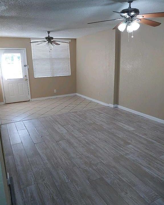 1st image of 538 Valley Park Dr