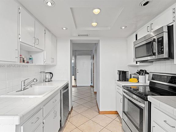 2nd image of 7300 Wayne Ave APT 217