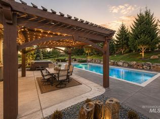 3494 S Sugar Loaf Pl, Eagle, ID 83616