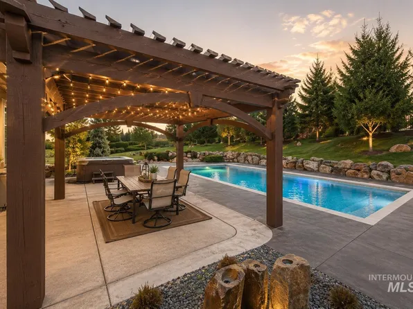 3494 S Sugar Loaf Pl, Eagle, ID 83616