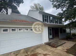 1307 Hillock Xing, Virginia Beach, VA 23455