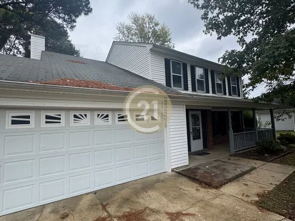 1307 Hillock Xing, Virginia Beach, VA 23455