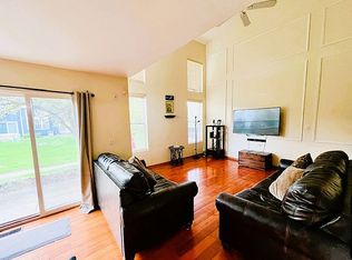 3828 Petra Ct, Naperville, IL 60564