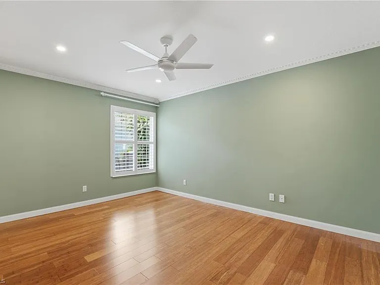 28207 Islet Trl — Photo 19