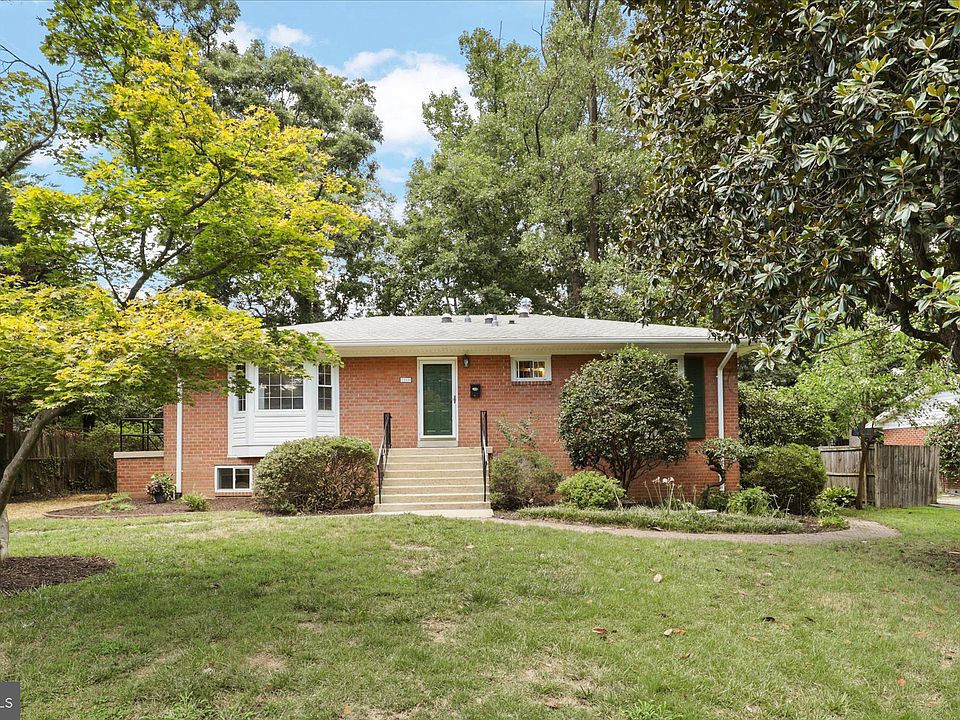 1st image of 7308 Brookcrest Pl