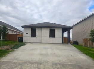 5422 Saint Francis Dr, Laredo, TX 78046