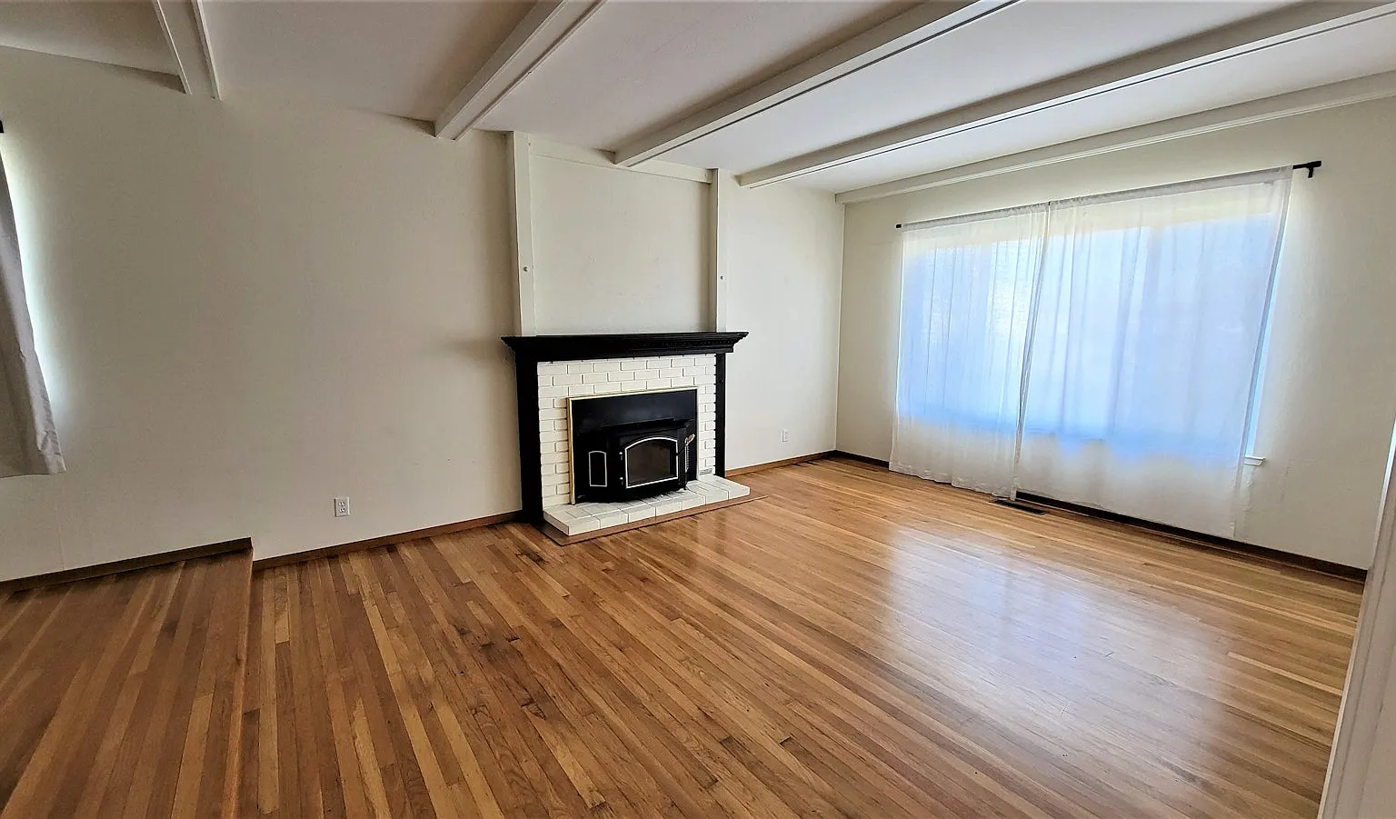 6538 Inglewood Drive — Photo 4