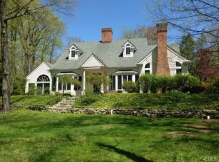 155 Parsonage Rd, Greenwich, CT 06830