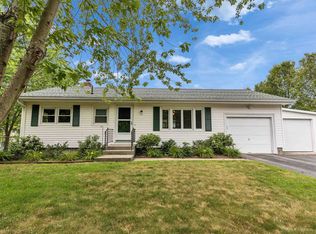 75 Melendy Rd, Hudson, NH 03051