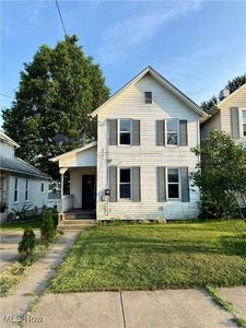 46 Brown St, Barberton, OH, 44203