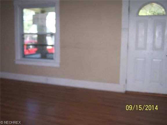5th image of 42 Higley Ave