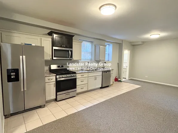 2105 E 67th St APT G7, Chicago, IL 60649