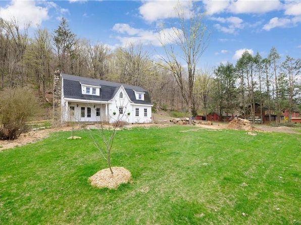 Dutchess County Ny Duplex Triplex Homes For Sale 88 Homes Zillow