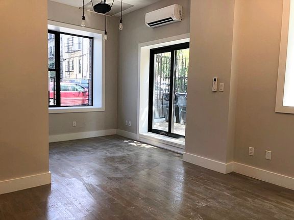 3rd image of 358 Irving Ave #3I