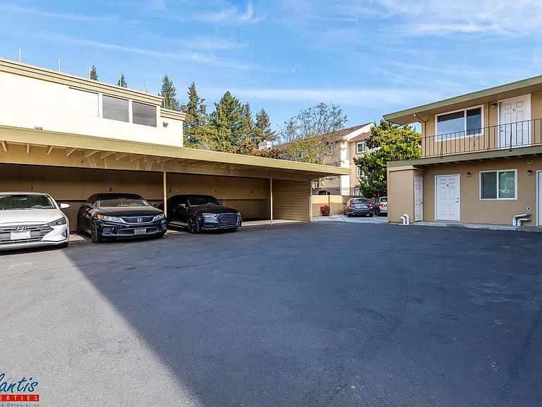 365 W Weddell Dr #B — Photo 8