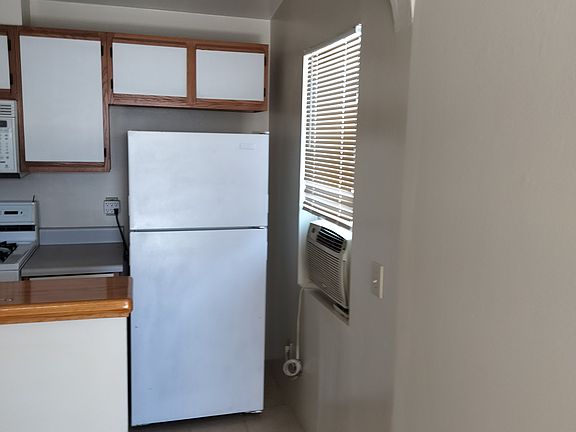 2nd image of 4480 Wilson Ave