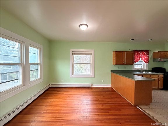 3rd image of 37 California Avenue