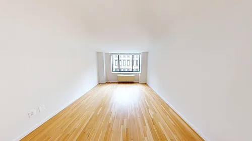 121 Reade St #5L Photo 1