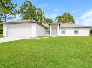 431 Gray Ave S, Lehigh Acres, FL 33974