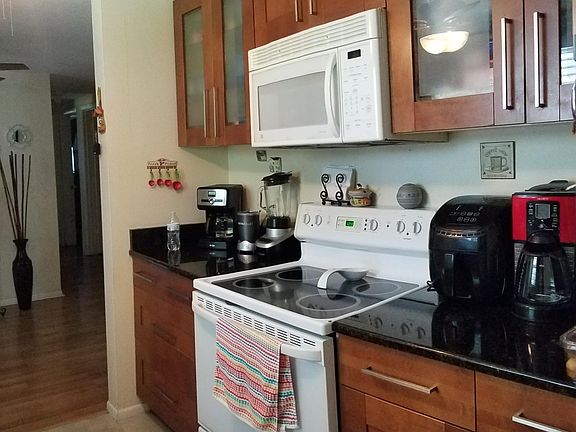 4th image of 2819 Bayshore Gardens Pkwy