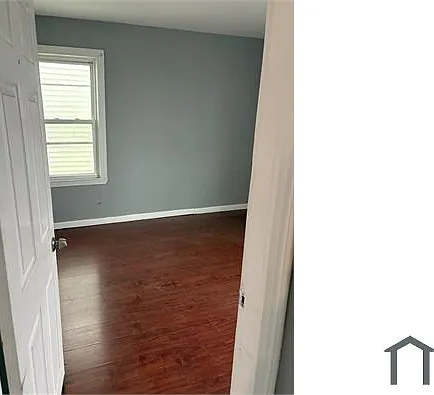 3 bed, 1100 sqft, $1,900 — Photo 2