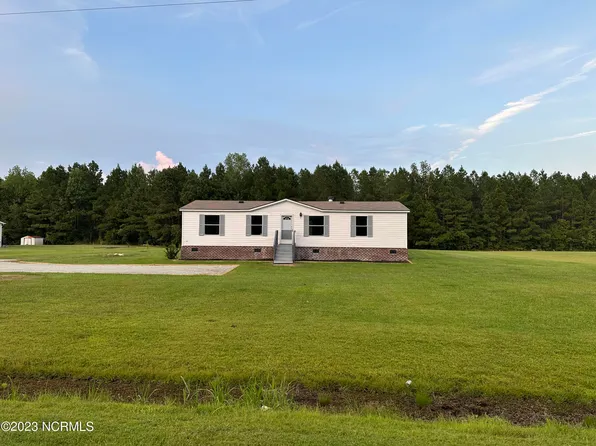 290 Great Swamp Road, Ernul, NC 28527
