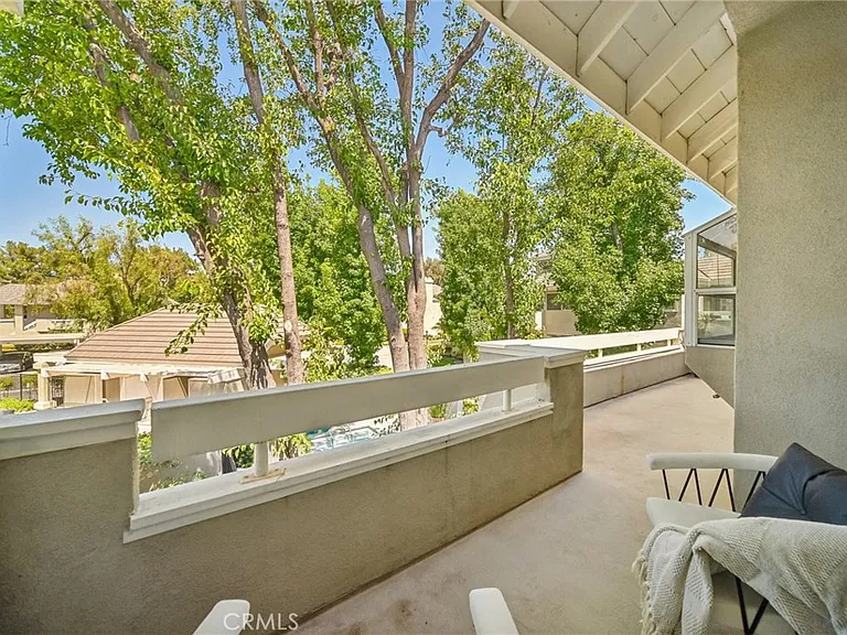 26107 McBean Pkwy — Photo 31