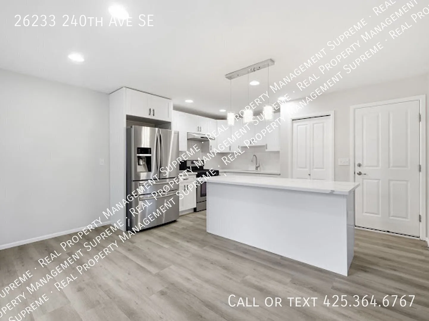 Modern 4Bedroom Home in Maple Valley's Woodridge Community — Photo 4