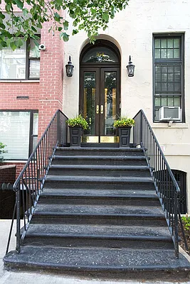 Rented by LG Fairmont Group | media 40