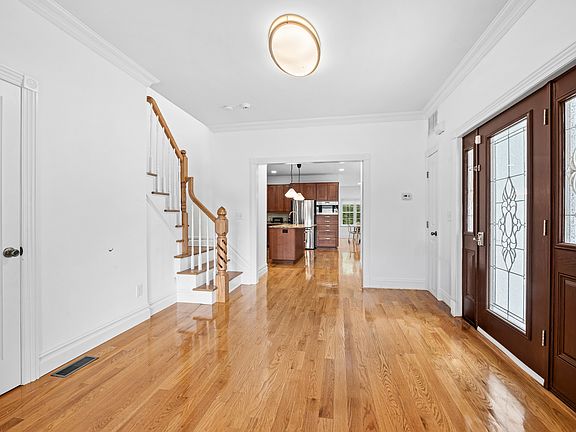 4th image of 288 County Road B #B