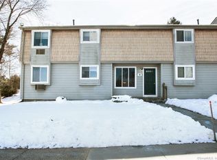 10 Carillon Dr APT A, Rocky Hill, CT 06067