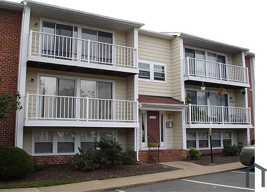 2 bed, 954 sqft, $1,495 — Photo 2