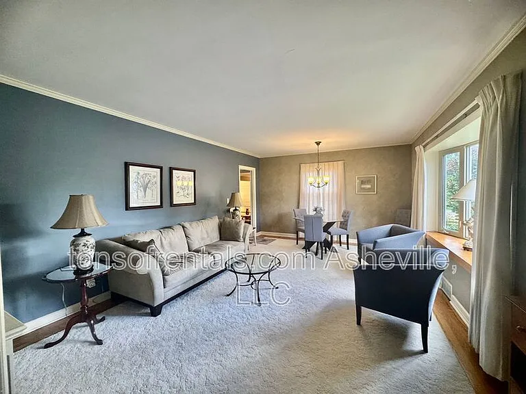 900 Hebron Rd — Photo 3