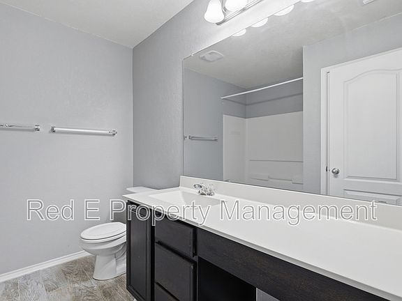 5th image of 1426 Cutler Bay