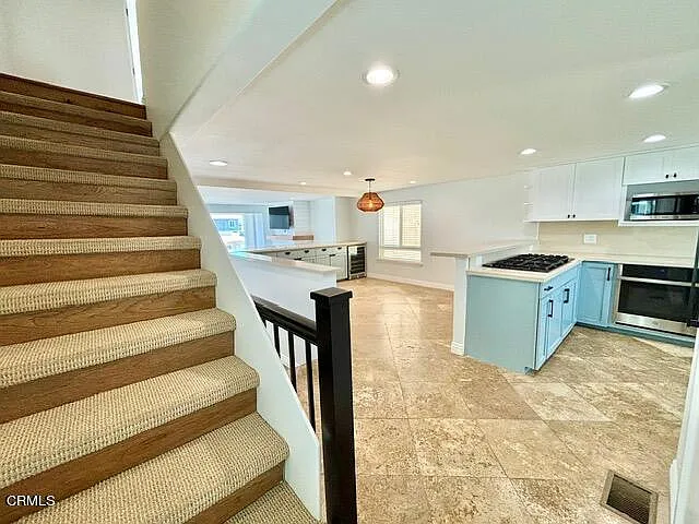 108 Los Feliz St — Photo 7