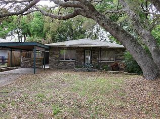 205 Pinecrest Rd, Mount Dora, FL 32757