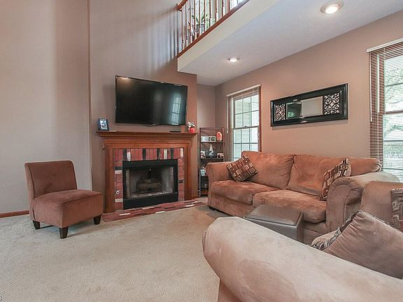 3rd image of 20942 Sun Meadow Trl #1