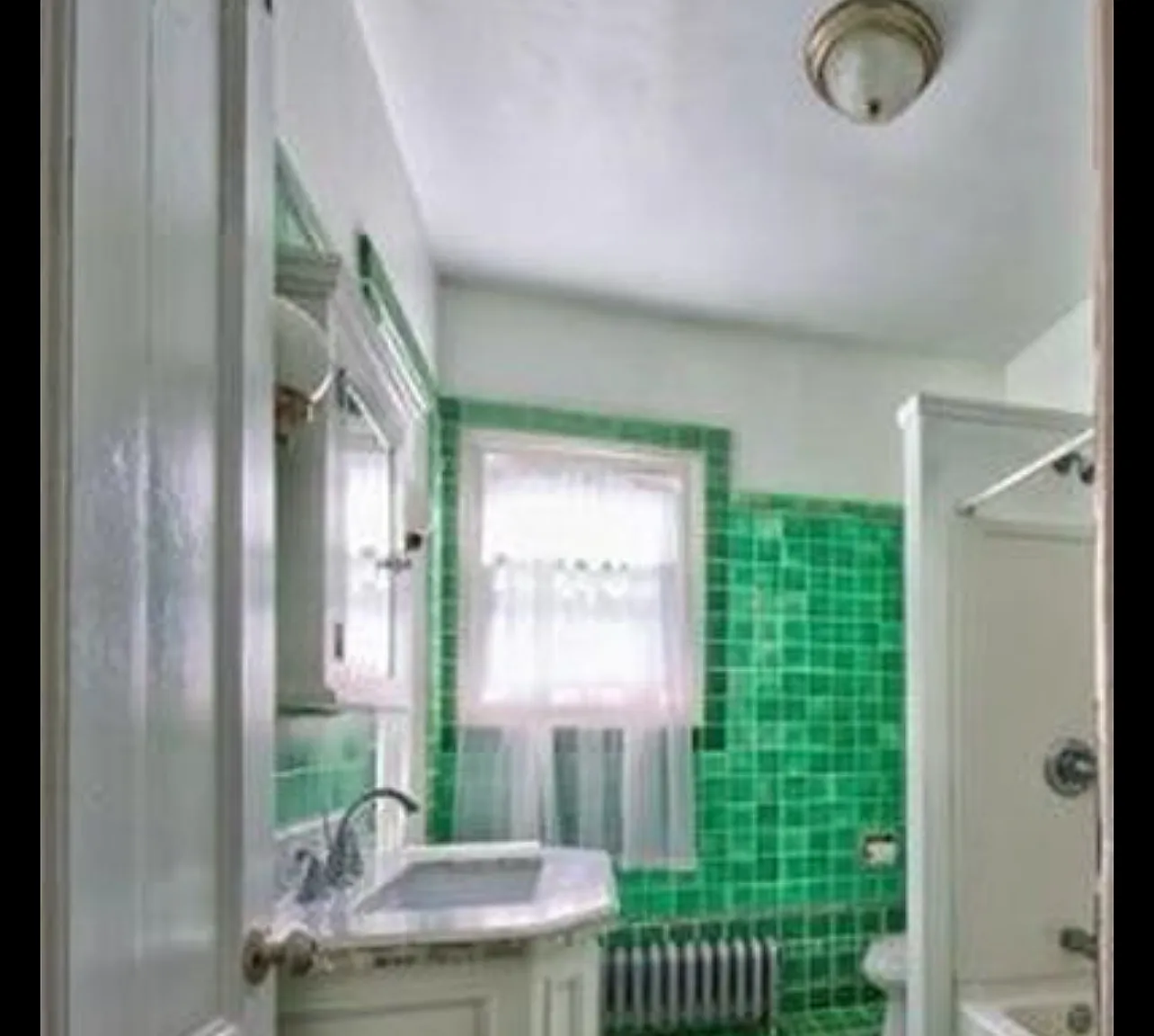 8 bed, 3.5 bath, 3600 sqft, $6,200 — Photo 3
