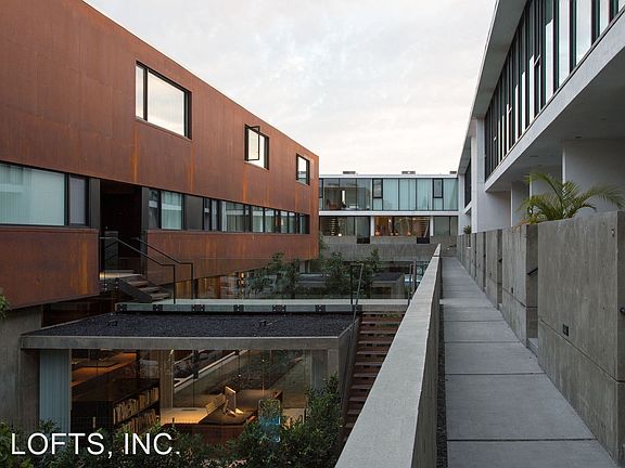 4th image of 3000 Upas St #16