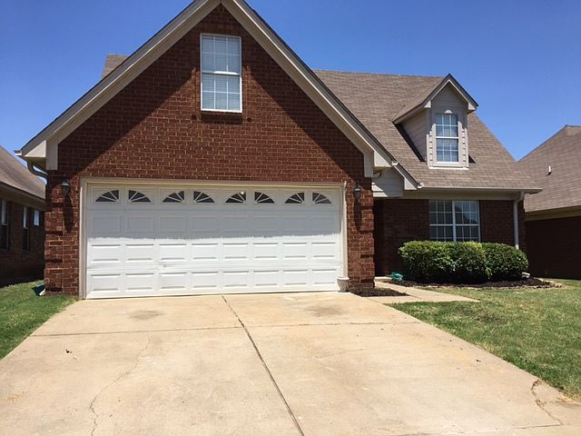 1st image of 1086 Greenwich Dr