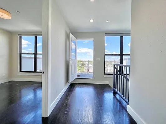 Rented by Doorway NYC, LLC | media 10