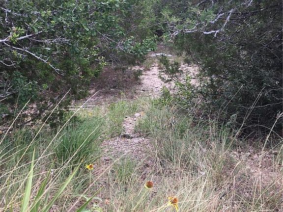 2nd image of 1296 Linda Dr