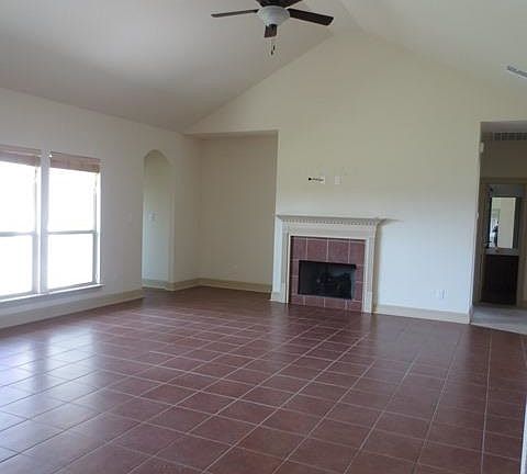 2nd image of 41181 Colonial Dr